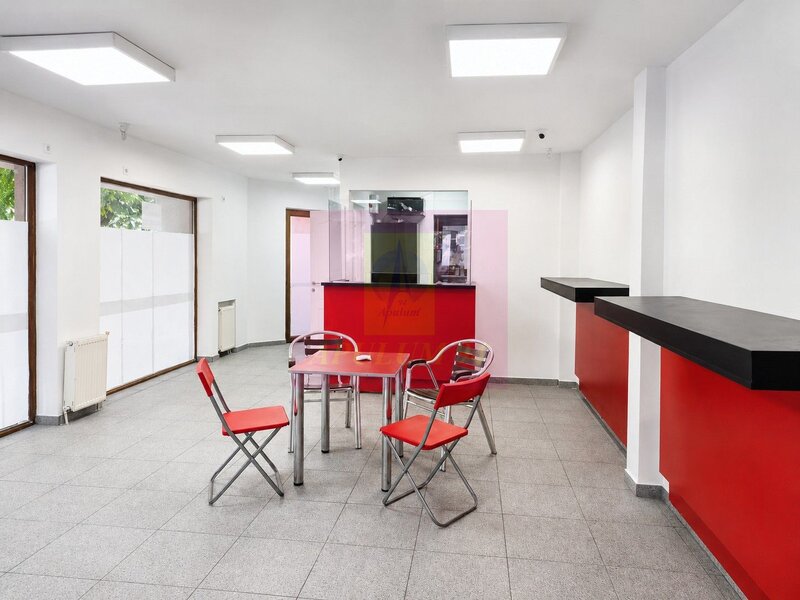 Spatiu stradal central, 59 mp + terasa 35 mp | Comision 0